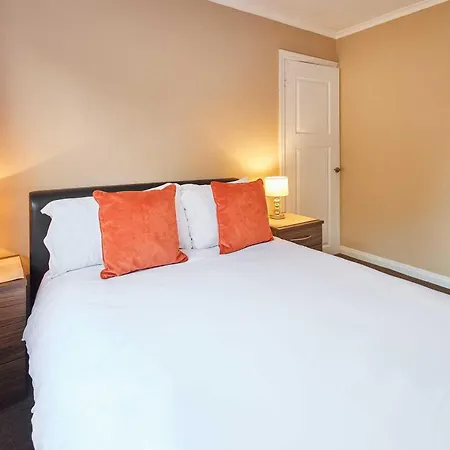 Host & - Spring Gardens Hotell Cayton